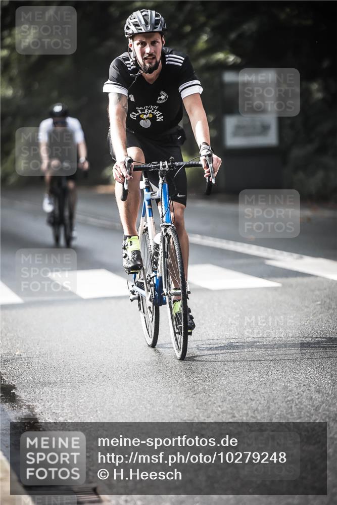 13.09.2026 - Stadtparktriathlon H.Heesch http://msf.ph/oto/10279248 13.09.2026 10:45:11 Radfahren 398, 459, 518, 524, 529, 534, 584 meine-sportfotos.de