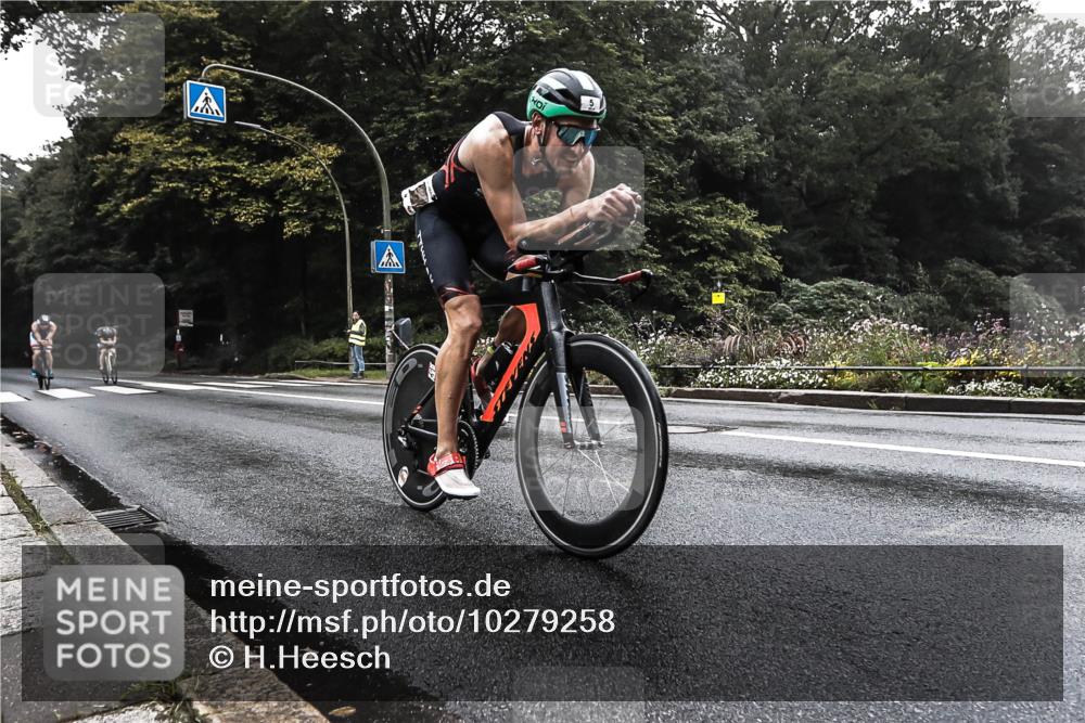 13.09.2026 - Stadtparktriathlon H.Heesch http://msf.ph/oto/10279258 13.09.2026 08:58:50 Radfahren 5, 22, 35, 140 meine-sportfotos.de