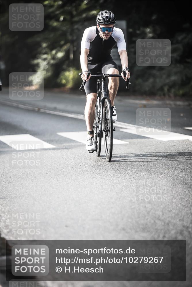 13.09.2026 - Stadtparktriathlon H.Heesch http://msf.ph/oto/10279267 13.09.2026 10:45:13 Radfahren 398, 434, 459, 490, 518, 524, 529, 534, 584 meine-sportfotos.de