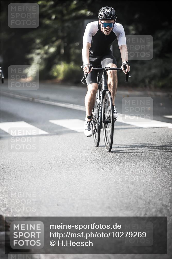 13.09.2026 - Stadtparktriathlon H.Heesch http://msf.ph/oto/10279269 13.09.2026 10:45:13 Radfahren 398, 434, 459, 490, 518, 524, 529, 534, 584 meine-sportfotos.de