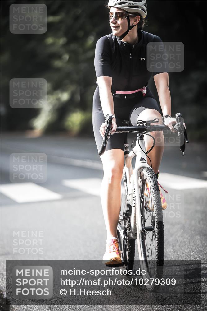 13.09.2026 - Stadtparktriathlon H.Heesch http://msf.ph/oto/10279309 13.09.2026 10:45:17 Radfahren 398, 434, 459, 490, 505, 518, 519, 529, 584 meine-sportfotos.de