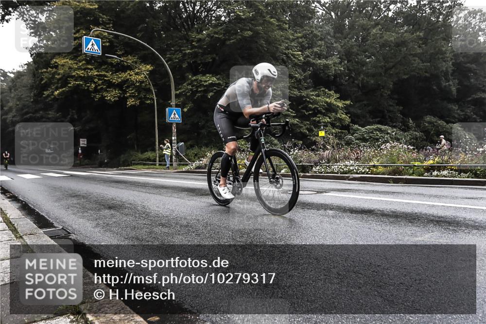 13.09.2026 - Stadtparktriathlon H.Heesch http://msf.ph/oto/10279317 13.09.2026 08:59:32 Radfahren 7, 14, 16, 40, 84 meine-sportfotos.de
