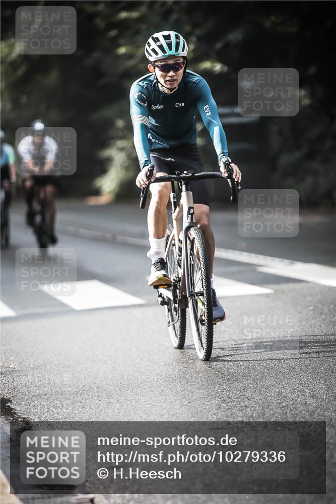 13.09.2026 - Stadtparktriathlon H.Heesch http://msf.ph/oto/10279336 13.09.2026 10:45:21 Radfahren 346, 398, 434, 439, 449, 490, 505, 519 meine-sportfotos.de