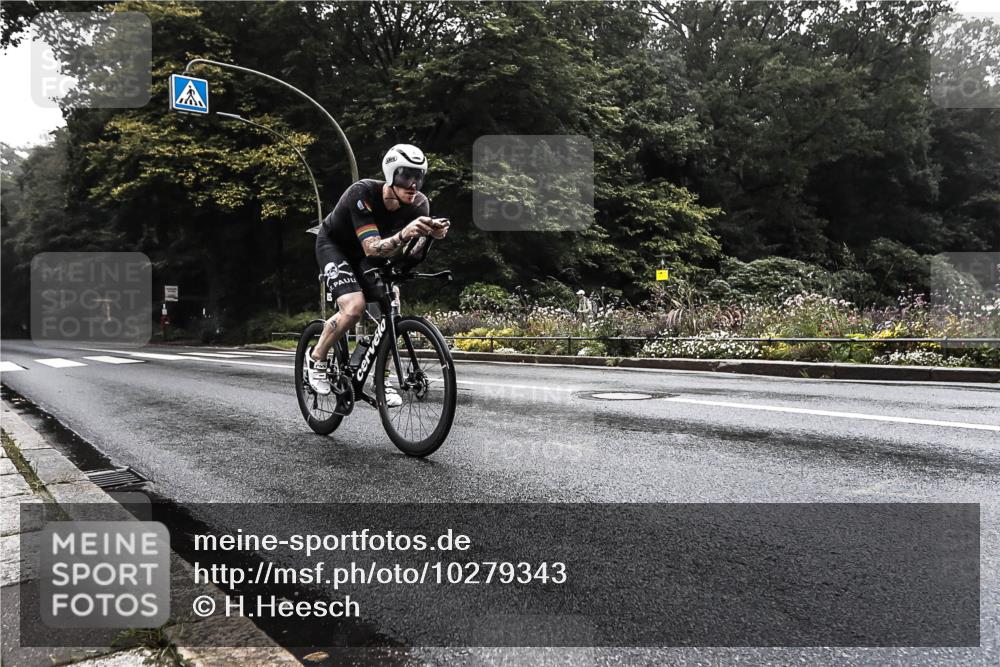 13.09.2026 - Stadtparktriathlon H.Heesch http://msf.ph/oto/10279343 13.09.2026 08:59:41 Radfahren 2, 31, 63, 108, 110 meine-sportfotos.de