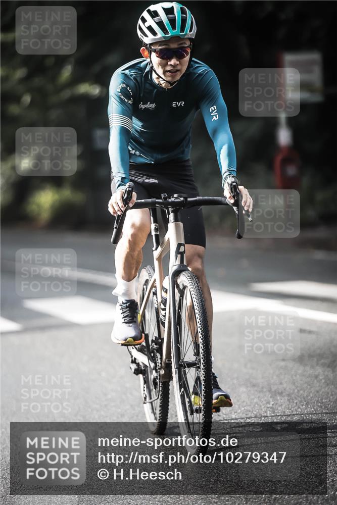 13.09.2026 - Stadtparktriathlon H.Heesch http://msf.ph/oto/10279347 13.09.2026 10:45:21 Radfahren 346, 398, 434, 439, 449, 490, 505, 519 meine-sportfotos.de