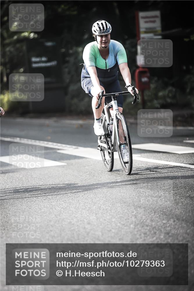 13.09.2026 - Stadtparktriathlon H.Heesch http://msf.ph/oto/10279363 13.09.2026 10:45:24 Radfahren 346, 370, 434, 439, 449, 490, 497, 505, 519, 564 meine-sportfotos.de