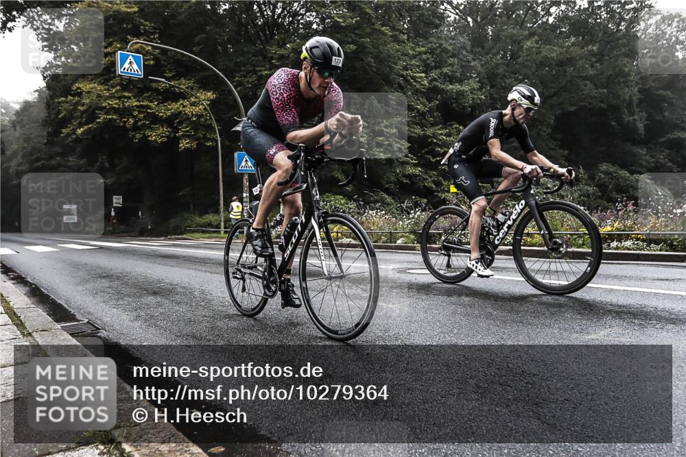13.09.2026 - Stadtparktriathlon H.Heesch http://msf.ph/oto/10279364 13.09.2026 08:59:52 Radfahren 1, 17, 112, 123 meine-sportfotos.de