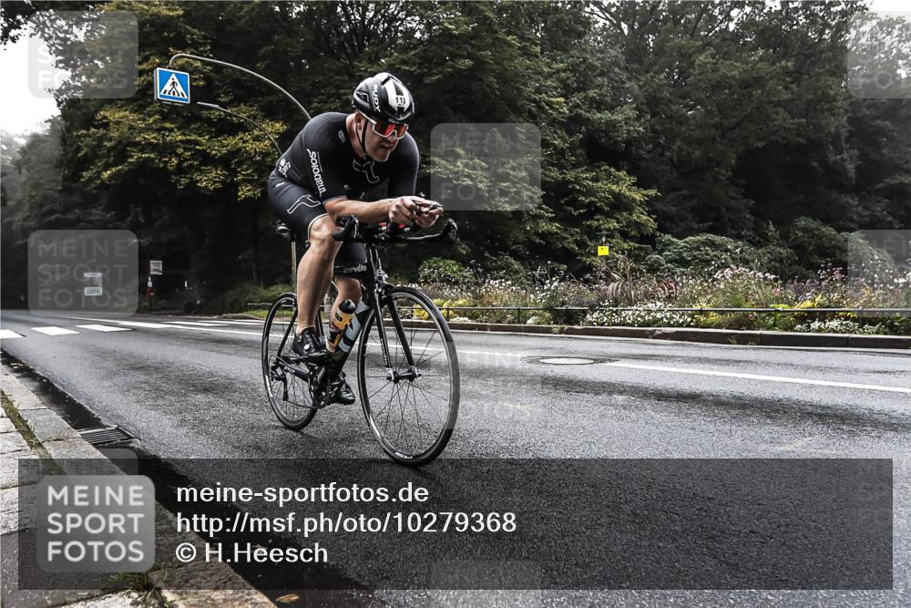 13.09.2026 - Stadtparktriathlon H.Heesch http://msf.ph/oto/10279368 13.09.2026 08:59:55 Radfahren 1, 112, 123 meine-sportfotos.de