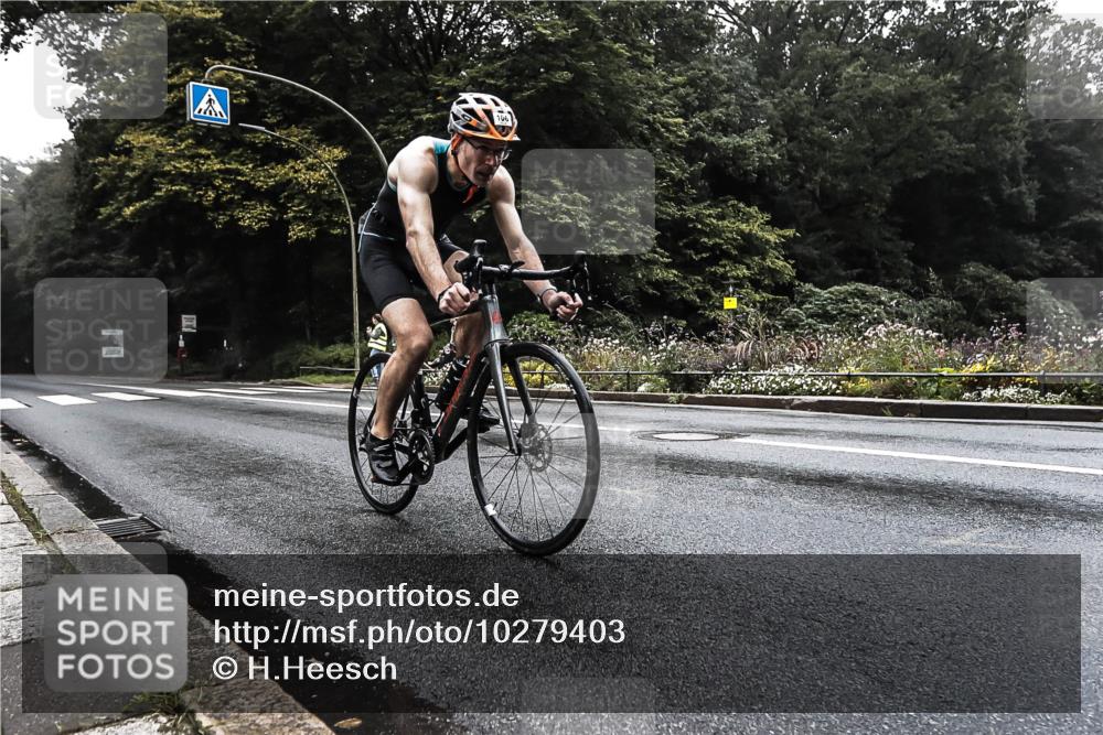 13.09.2026 - Stadtparktriathlon H.Heesch http://msf.ph/oto/10279403 13.09.2026 09:00:20 Radfahren 82, 106 meine-sportfotos.de