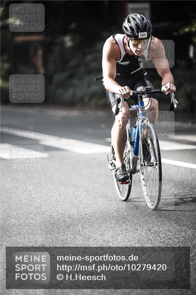 13.09.2026 - Stadtparktriathlon H.Heesch http://msf.ph/oto/10279420 13.09.2026 10:45:31 Radfahren 346, 370, 419, 433, 452, 460, 484, 497, 504, 523, 553, 564 meine-sportfotos.de