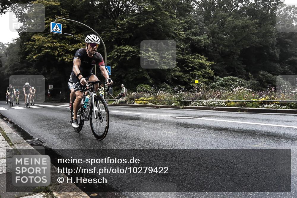 13.09.2026 - Stadtparktriathlon H.Heesch http://msf.ph/oto/10279422 13.09.2026 09:00:29 Radfahren 9, 18, 33, 34, 41, 83, 97, 125, 130, 133, 142 meine-sportfotos.de