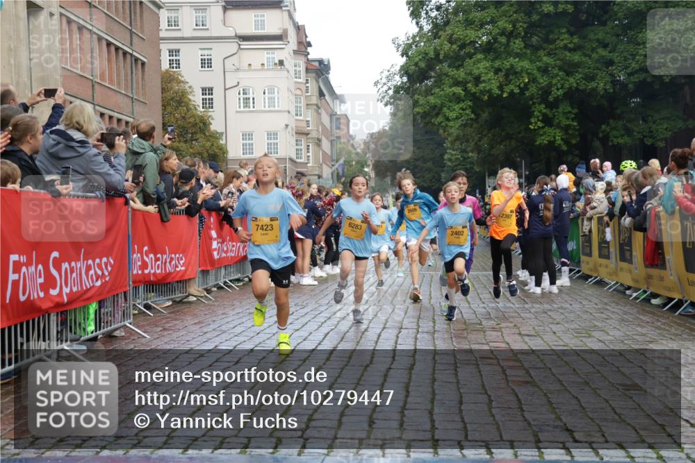 13.09.2026 - Kiel Lauf Yannick Fuchs http://msf.ph/oto/10279447 13.09.2026 08:52:31 Ziel 1647, 1809, 3782, 5075, 6517, 7881, 9381, 10396, 10779, 12460, 1647, 1809, 2015, 3178, 3392, 3538, 3557, 3871, 5810, 6372, 6937, 7034, 8477, 8736, 10102, 10826, 11608, 11752, 1799, 2402, 2609, 2613, 4158, 4668, 5121, 5334, 5405, 6210, 6283, 7025, 7423, 7894, 8745, 10414, 11248, 12397, 12454, 2020, 6205, 7171, 8543, 8700, 12102 meine-sportfotos.de