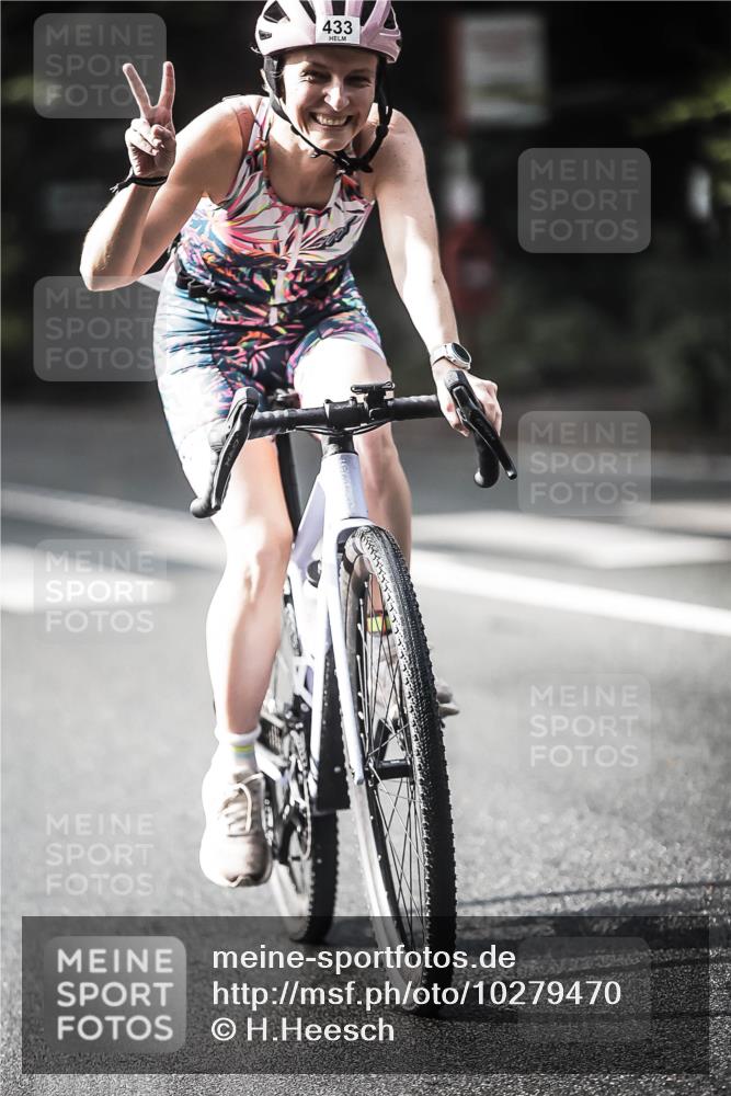 13.09.2026 - Stadtparktriathlon H.Heesch http://msf.ph/oto/10279470 13.09.2026 10:45:36 Radfahren 248, 370, 385, 414, 419, 427, 433, 452, 460, 484, 494, 504, 523, 553, 564 meine-sportfotos.de