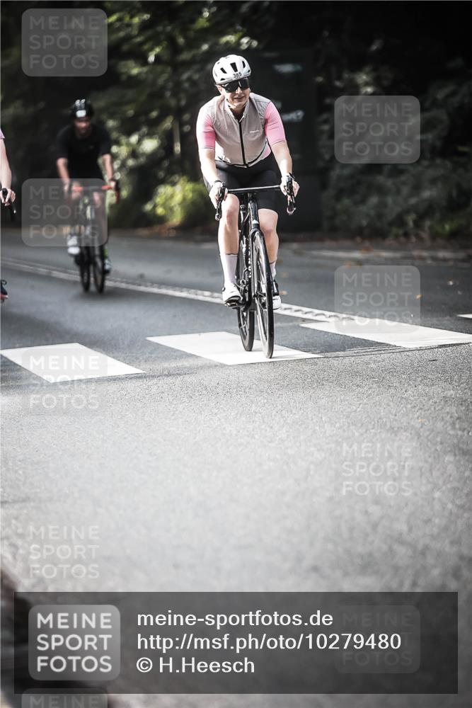 13.09.2026 - Stadtparktriathlon H.Heesch http://msf.ph/oto/10279480 13.09.2026 10:45:37 Radfahren 248, 385, 414, 419, 427, 433, 452, 460, 484, 494, 504, 523, 553 meine-sportfotos.de