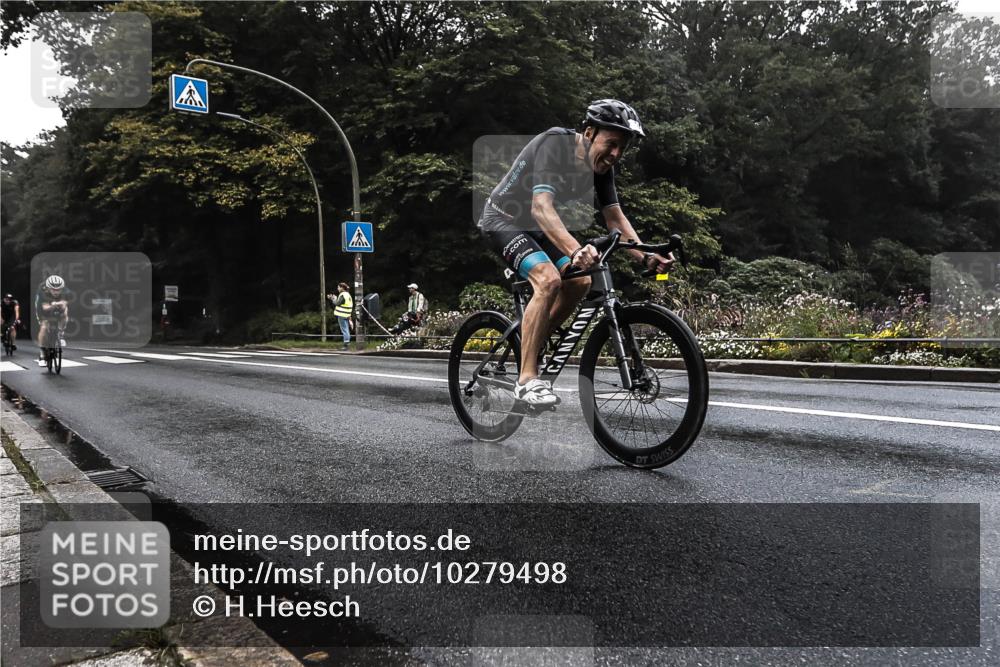 13.09.2026 - Stadtparktriathlon H.Heesch http://msf.ph/oto/10279498 13.09.2026 09:01:14 Radfahren 88, 100, 117 meine-sportfotos.de