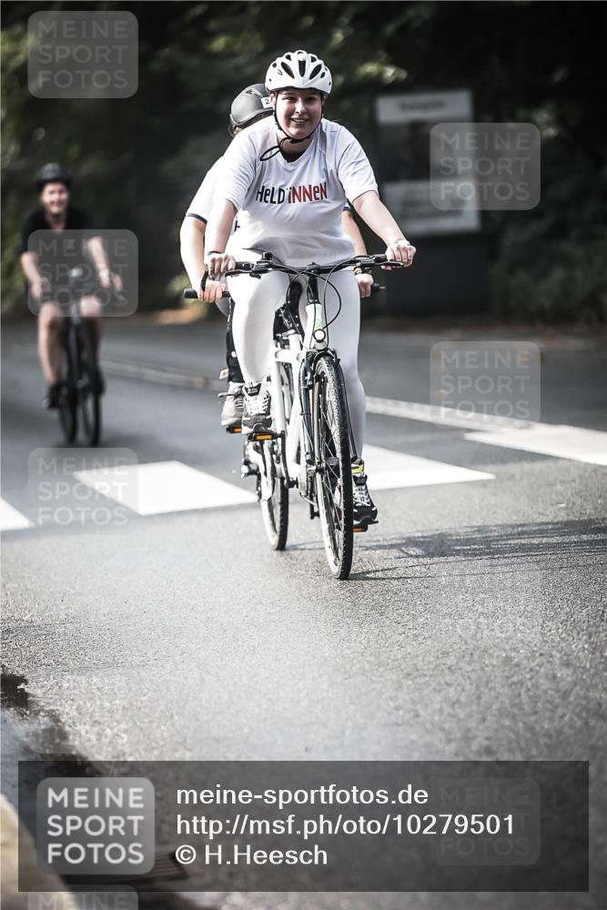 13.09.2026 - Stadtparktriathlon H.Heesch http://msf.ph/oto/10279501 13.09.2026 10:45:40 Radfahren 248, 385, 414, 427, 433, 460, 494, 563 meine-sportfotos.de