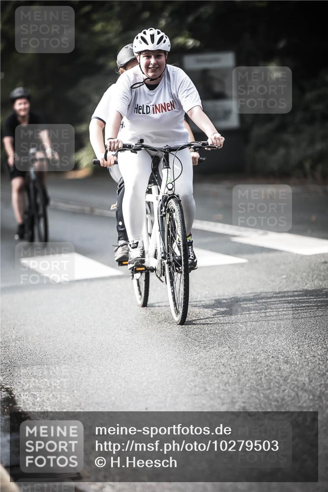 13.09.2026 - Stadtparktriathlon H.Heesch http://msf.ph/oto/10279503 13.09.2026 10:45:40 Radfahren 248, 385, 414, 427, 433, 460, 494, 563 meine-sportfotos.de