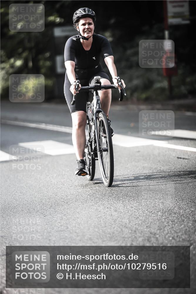 13.09.2026 - Stadtparktriathlon H.Heesch http://msf.ph/oto/10279516 13.09.2026 10:45:42 Radfahren 248, 385, 414, 427, 494, 543, 550, 563 meine-sportfotos.de