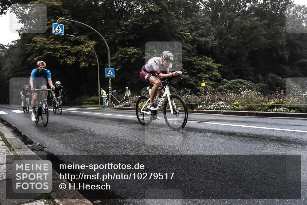 13.09.2026 - Stadtparktriathlon H.Heesch http://msf.ph/oto/10279517 13.09.2026 09:01:21 Radfahren 10, 20, 75, 101, 104, 128 meine-sportfotos.de
