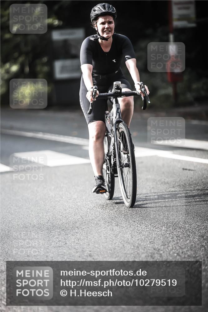 13.09.2026 - Stadtparktriathlon H.Heesch http://msf.ph/oto/10279519 13.09.2026 10:45:42 Radfahren 248, 385, 414, 427, 494, 543, 550, 563 meine-sportfotos.de
