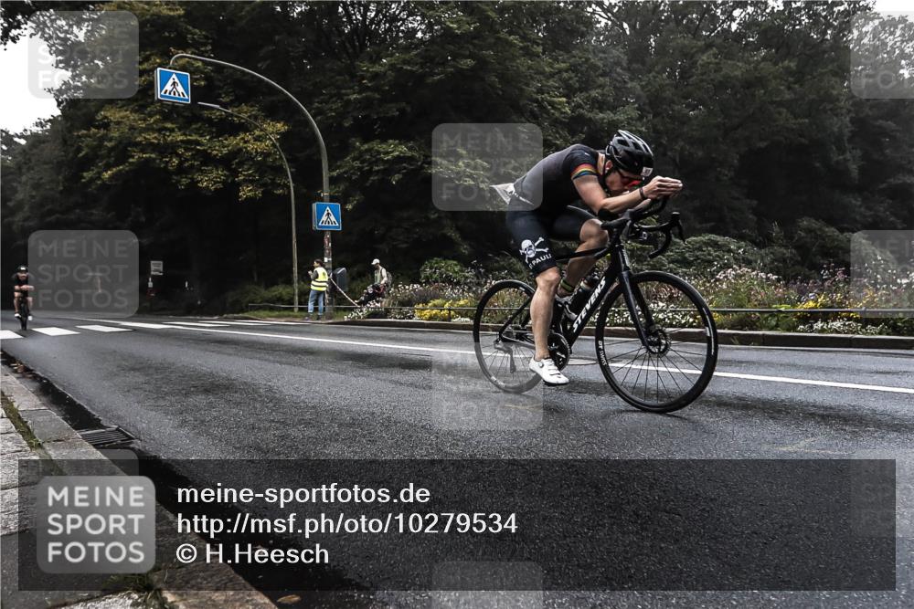 13.09.2026 - Stadtparktriathlon H.Heesch http://msf.ph/oto/10279534 13.09.2026 09:01:32 Radfahren 65, 126 meine-sportfotos.de
