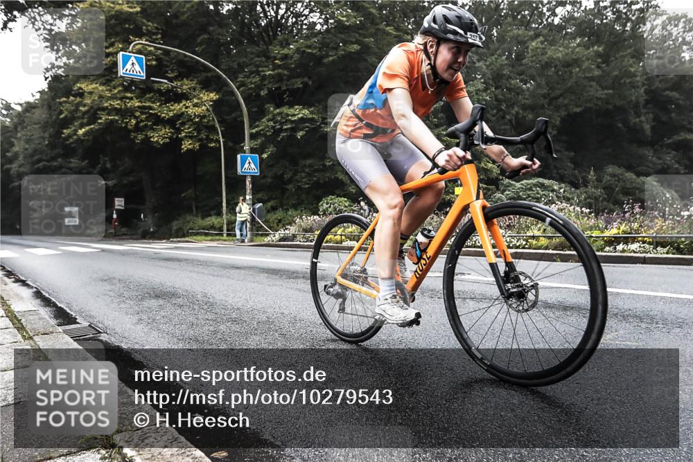 13.09.2026 - Stadtparktriathlon H.Heesch http://msf.ph/oto/10279543 13.09.2026 10:25:59 Radfahren 257 meine-sportfotos.de