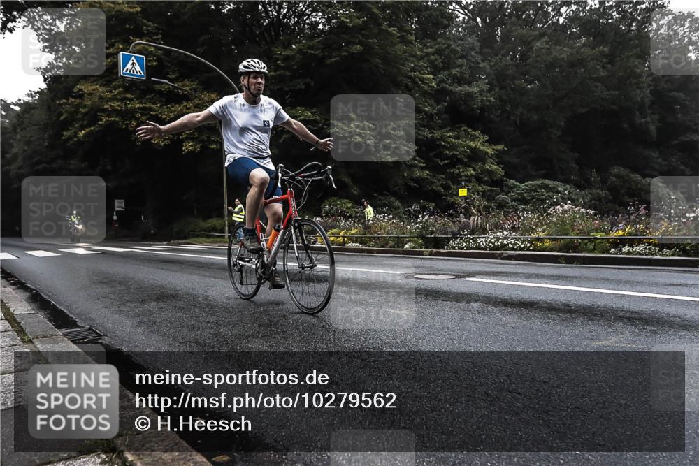 13.09.2026 - Stadtparktriathlon H.Heesch http://msf.ph/oto/10279562 13.09.2026 09:02:03 Radfahren 23, 51, 56, 64, 113, 122 meine-sportfotos.de