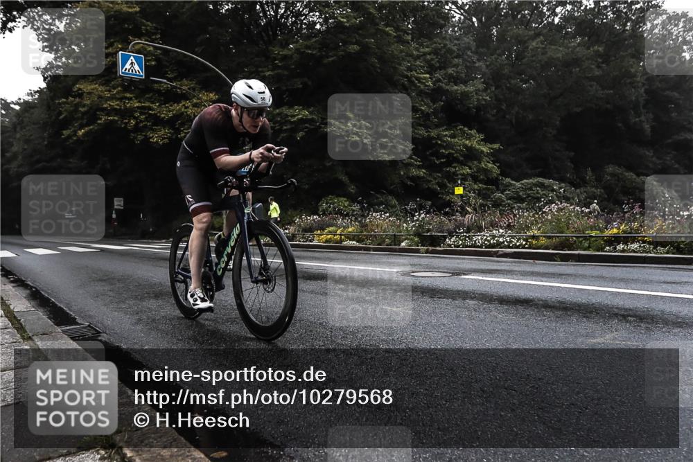 13.09.2026 - Stadtparktriathlon H.Heesch http://msf.ph/oto/10279568 13.09.2026 09:02:06 Radfahren 23, 56, 113 meine-sportfotos.de