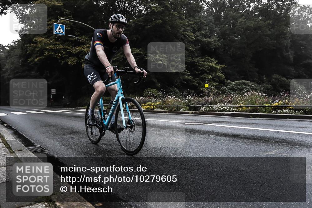 13.09.2026 - Stadtparktriathlon H.Heesch http://msf.ph/oto/10279605 13.09.2026 09:03:19 Radfahren 119 meine-sportfotos.de