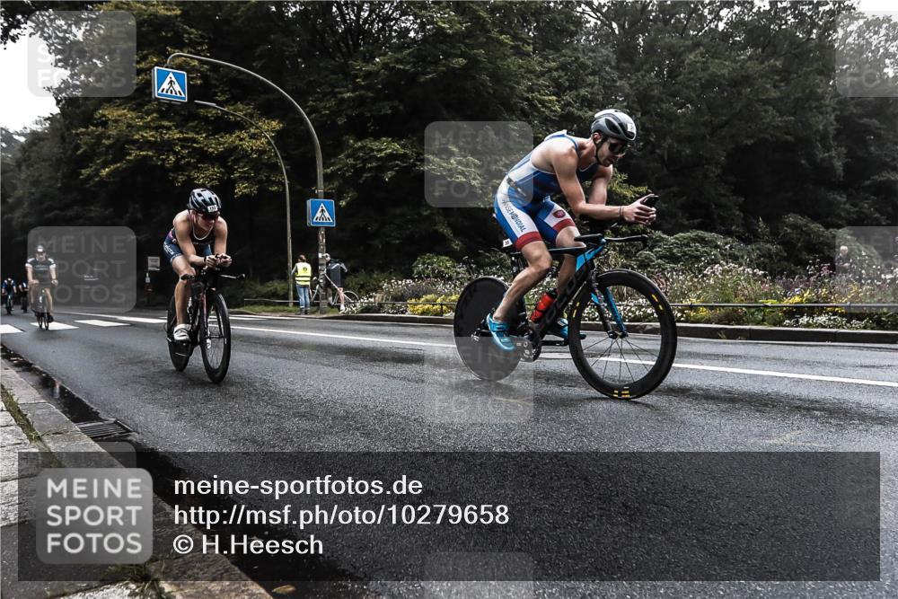 13.09.2026 - Stadtparktriathlon H.Heesch http://msf.ph/oto/10279658 13.09.2026 09:04:40 Radfahren 8, 15, 22, 35, 67, 116, 152 meine-sportfotos.de