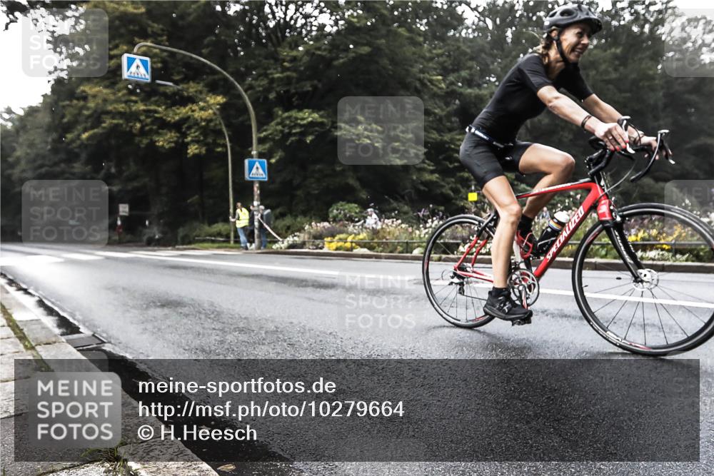 13.09.2026 - Stadtparktriathlon H.Heesch http://msf.ph/oto/10279664 13.09.2026 10:27:42 Radfahren 454 meine-sportfotos.de