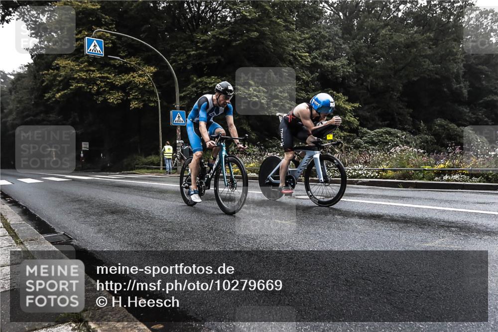13.09.2026 - Stadtparktriathlon H.Heesch http://msf.ph/oto/10279669 13.09.2026 09:04:43 Radfahren 8, 35, 67, 116, 152 meine-sportfotos.de