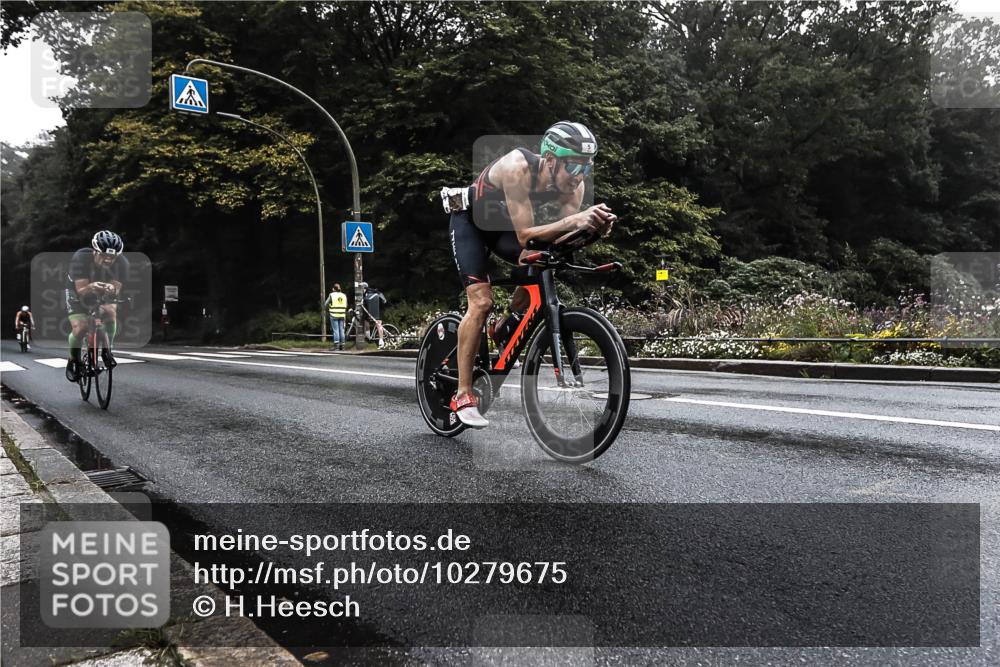 13.09.2026 - Stadtparktriathlon H.Heesch http://msf.ph/oto/10279675 13.09.2026 09:04:48 Radfahren 5, 21, 86, 107, 148 meine-sportfotos.de