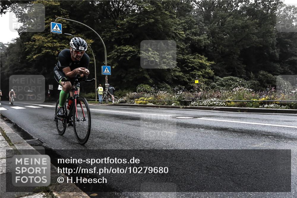 13.09.2026 - Stadtparktriathlon H.Heesch http://msf.ph/oto/10279680 13.09.2026 09:04:48 Radfahren 5, 21, 86, 107, 148 meine-sportfotos.de
