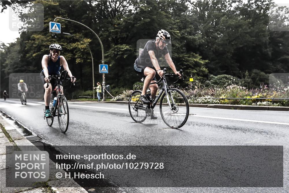 13.09.2026 - Stadtparktriathlon H.Heesch http://msf.ph/oto/10279728 13.09.2026 10:28:32 Radfahren 247, 267, 376, 378, 414 meine-sportfotos.de