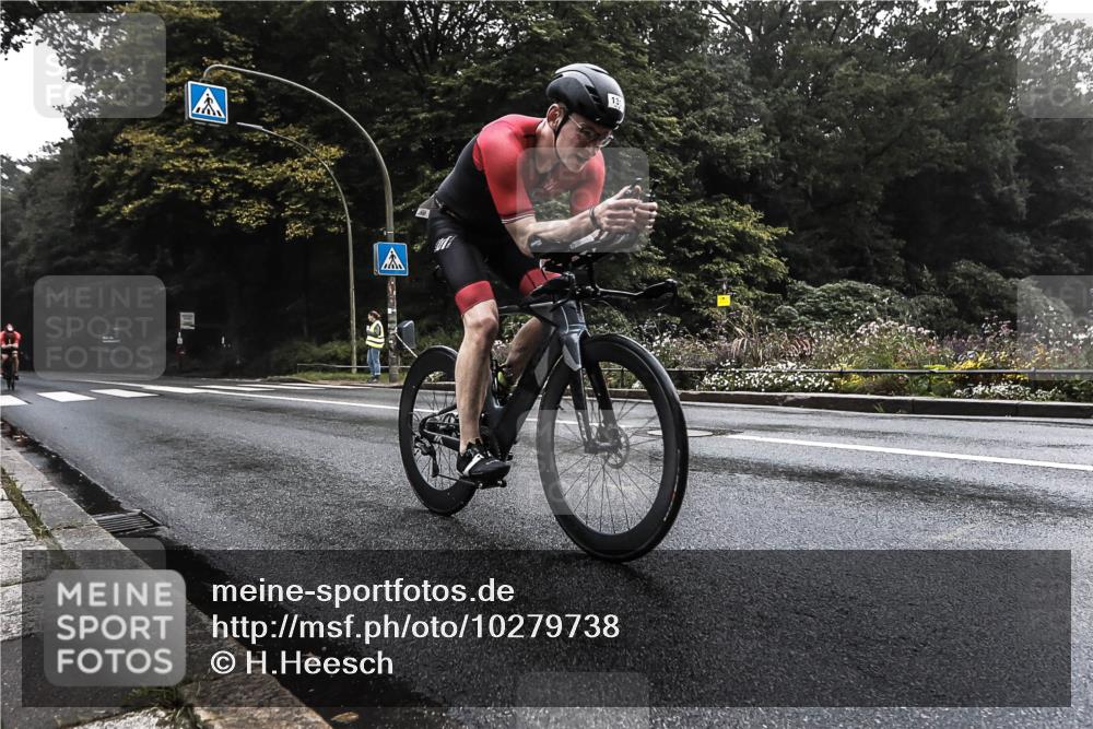 13.09.2026 - Stadtparktriathlon H.Heesch http://msf.ph/oto/10279738 13.09.2026 09:05:36 Radfahren 4, 17, 131 meine-sportfotos.de