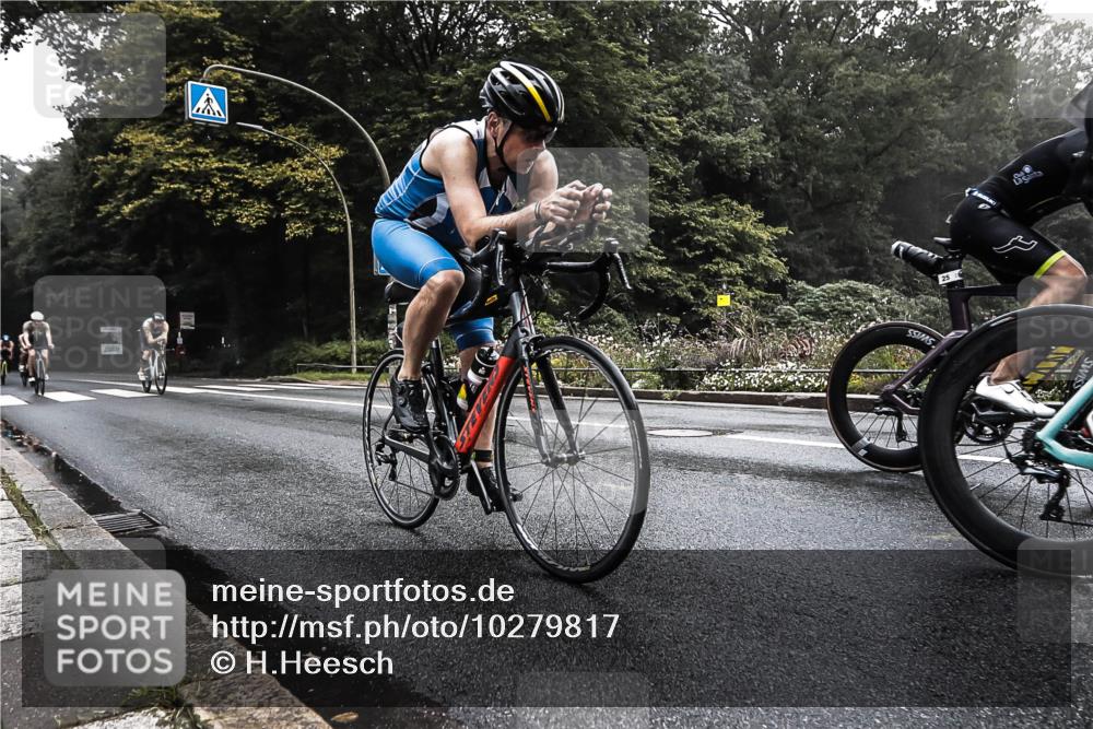 13.09.2026 - Stadtparktriathlon H.Heesch http://msf.ph/oto/10279817 13.09.2026 09:06:48 Radfahren 18, 25, 33, 34, 41, 76, 102, 114 meine-sportfotos.de
