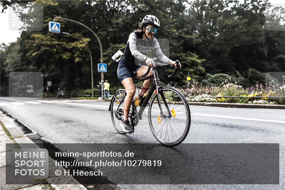 13.09.2026 - Stadtparktriathlon H.Heesch http://msf.ph/oto/10279819 13.09.2026 10:30:09 Radfahren 386 meine-sportfotos.de