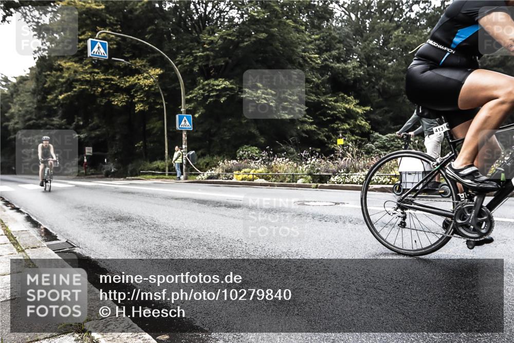 13.09.2026 - Stadtparktriathlon H.Heesch http://msf.ph/oto/10279840 13.09.2026 10:30:35 Radfahren 363, 413 meine-sportfotos.de