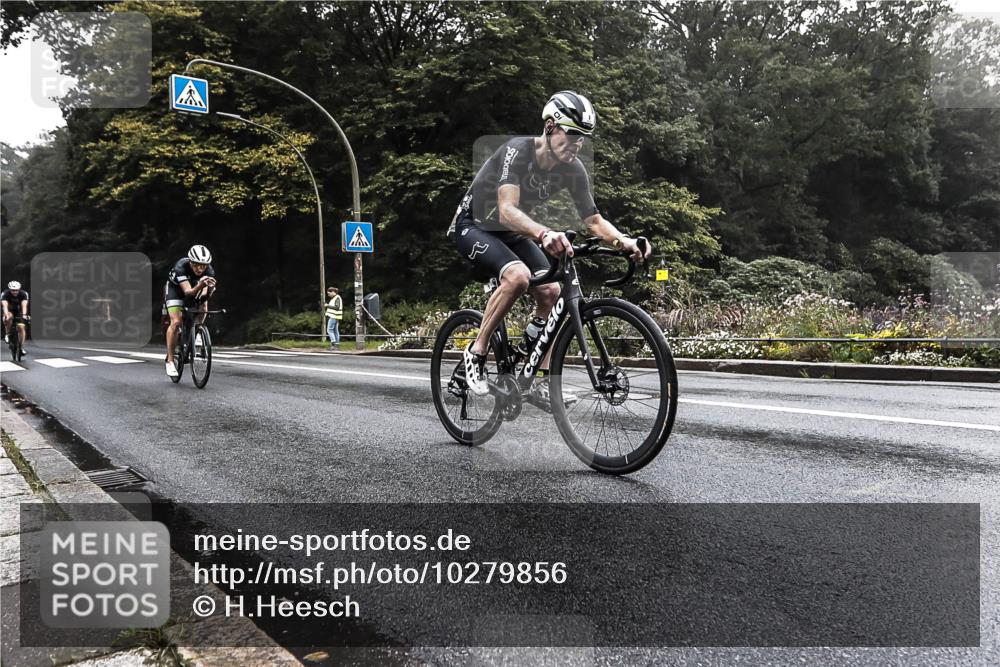 13.09.2026 - Stadtparktriathlon H.Heesch http://msf.ph/oto/10279856 13.09.2026 09:07:03 Radfahren 1, 82, 105, 130 meine-sportfotos.de