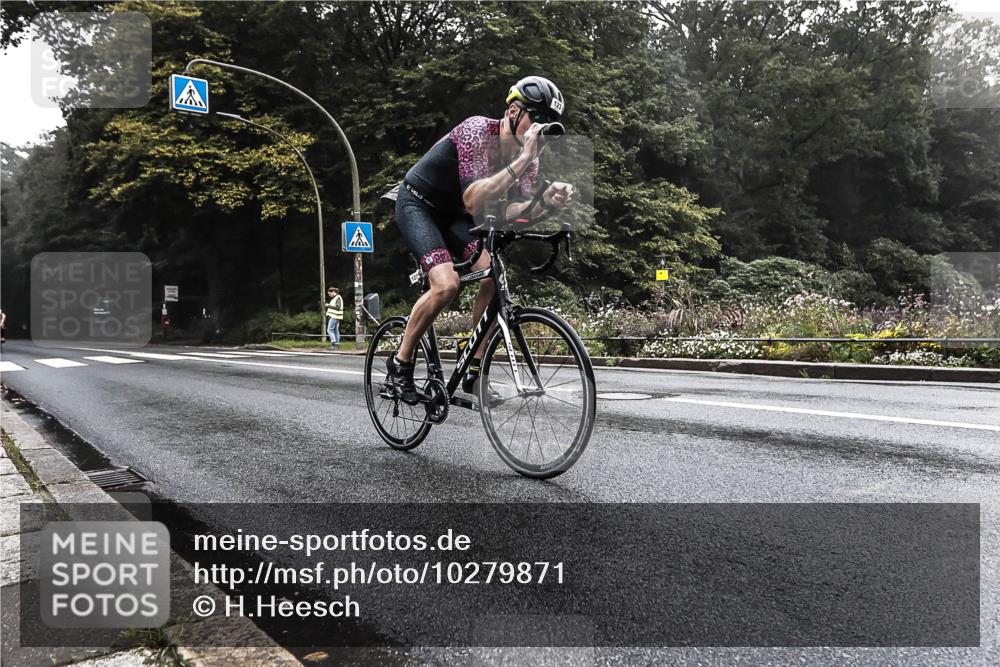 13.09.2026 - Stadtparktriathlon H.Heesch http://msf.ph/oto/10279871 13.09.2026 09:07:12 Radfahren 123, 133 meine-sportfotos.de