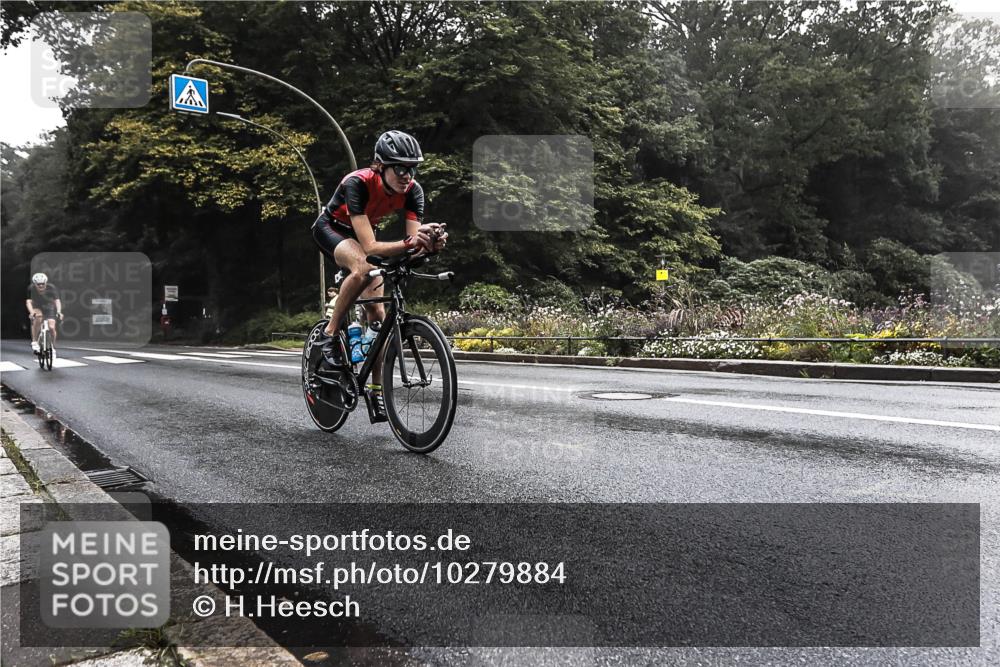 13.09.2026 - Stadtparktriathlon H.Heesch http://msf.ph/oto/10279884 13.09.2026 09:07:20 Radfahren 30, 32, 99, 158 meine-sportfotos.de