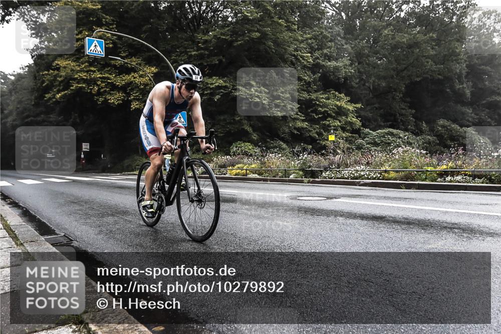 13.09.2026 - Stadtparktriathlon H.Heesch http://msf.ph/oto/10279892 13.09.2026 09:07:23 Radfahren 20, 32, 99, 158 meine-sportfotos.de