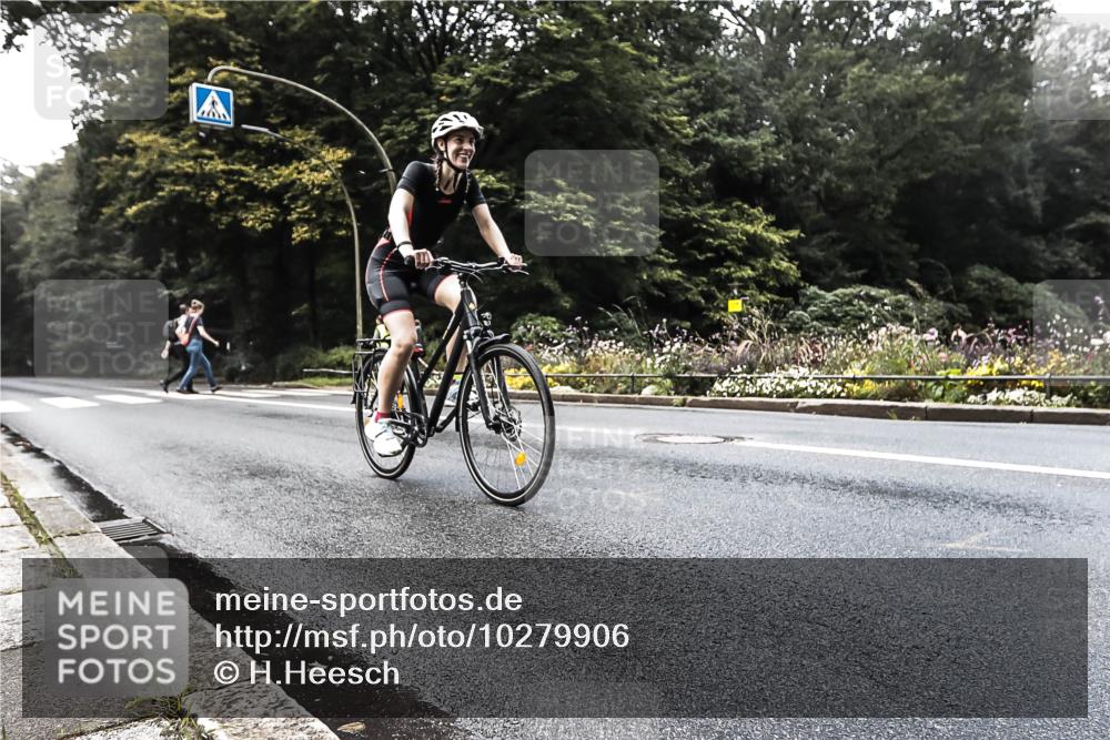 13.09.2026 - Stadtparktriathlon H.Heesch http://msf.ph/oto/10279906 13.09.2026 10:32:08 Radfahren 271, 371 meine-sportfotos.de
