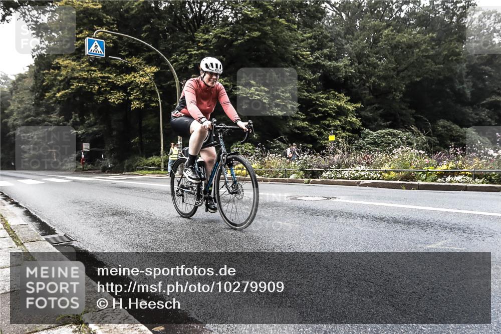 13.09.2026 - Stadtparktriathlon H.Heesch http://msf.ph/oto/10279909 13.09.2026 10:32:16 Radfahren 231, 387 meine-sportfotos.de