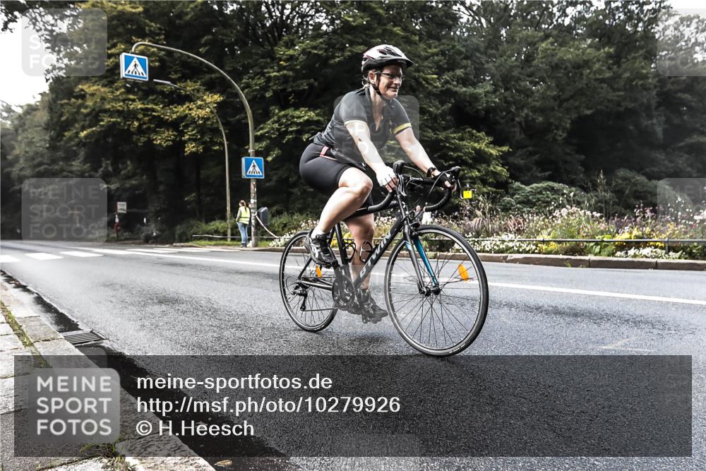 13.09.2026 - Stadtparktriathlon H.Heesch http://msf.ph/oto/10279926 13.09.2026 10:32:41 Radfahren 409, 456 meine-sportfotos.de