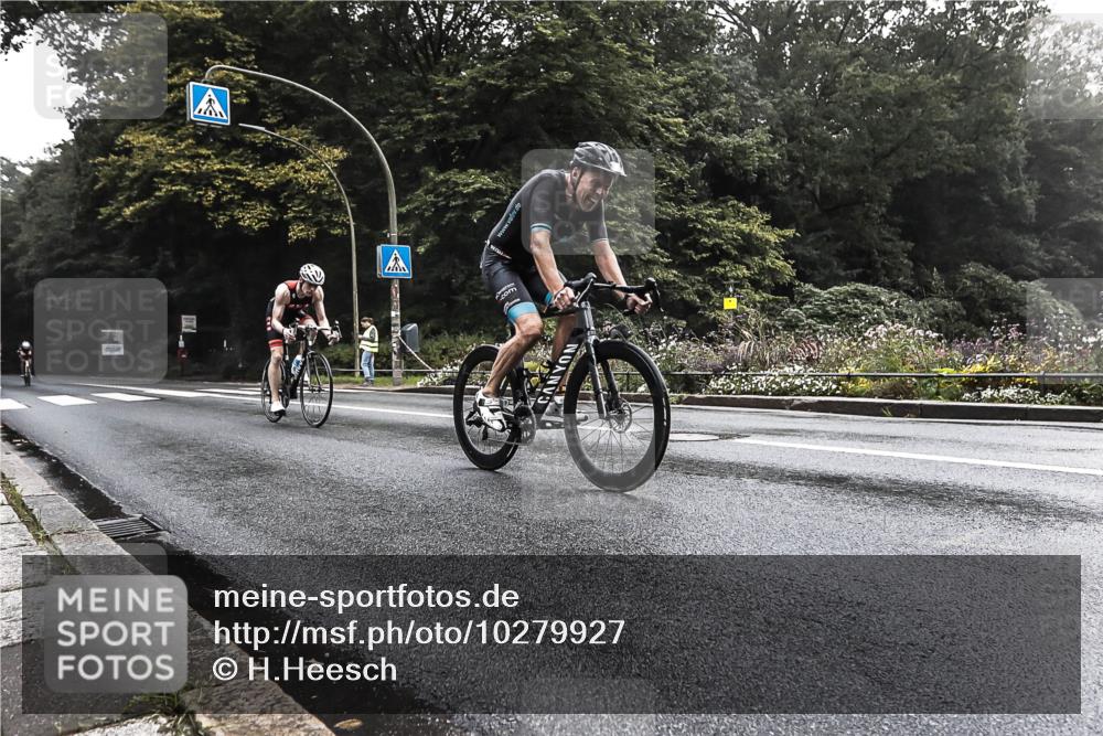 13.09.2026 - Stadtparktriathlon H.Heesch http://msf.ph/oto/10279927 13.09.2026 09:07:42 Radfahren 75, 88, 154, 177 meine-sportfotos.de