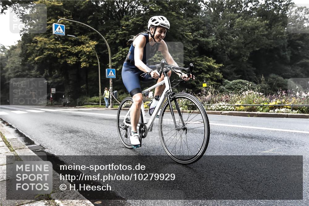 13.09.2026 - Stadtparktriathlon H.Heesch http://msf.ph/oto/10279929 13.09.2026 10:32:44 Radfahren 409 meine-sportfotos.de