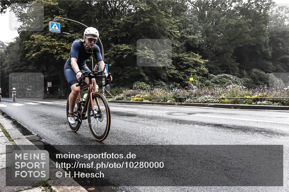 13.09.2026 - Stadtparktriathlon H.Heesch http://msf.ph/oto/10280000 13.09.2026 09:08:18 Radfahren 23, 49, 56, 147, 197 meine-sportfotos.de