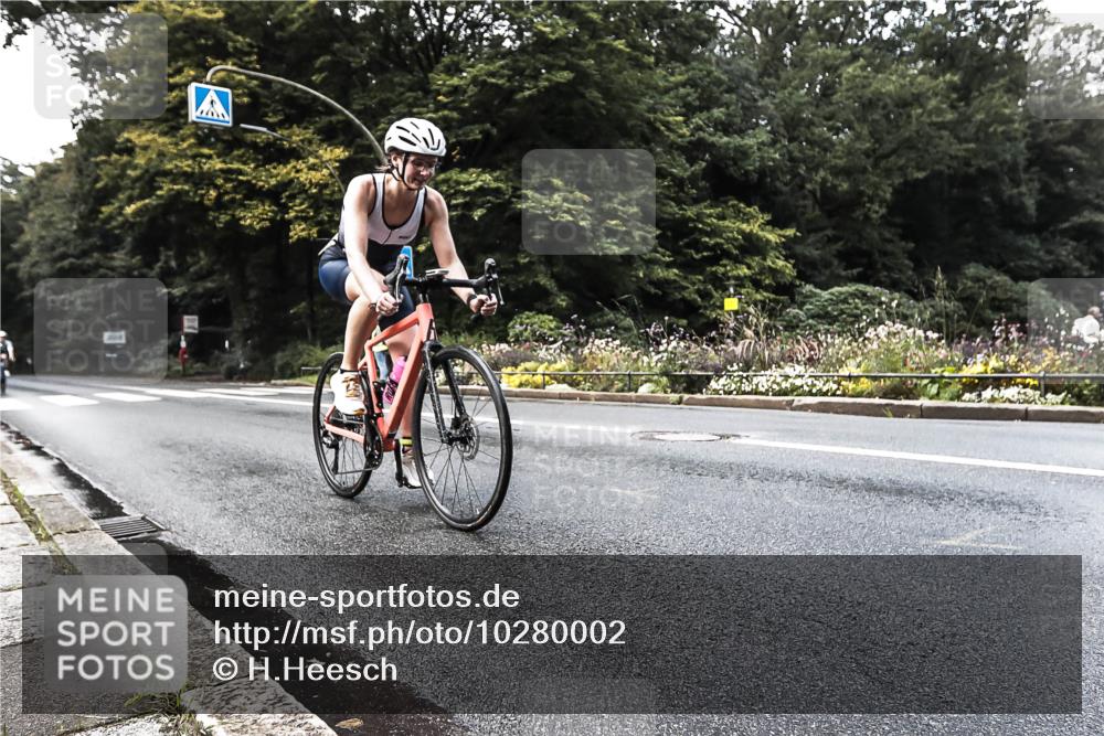 13.09.2026 - Stadtparktriathlon H.Heesch http://msf.ph/oto/10280002 13.09.2026 10:34:43 Radfahren 444, 445, 538 meine-sportfotos.de